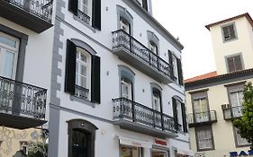Edificio Charles 301